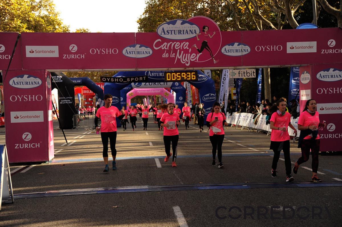 Llegada de la Carrera de la Mujer de Barcelona (ARCO DERECHO 22)