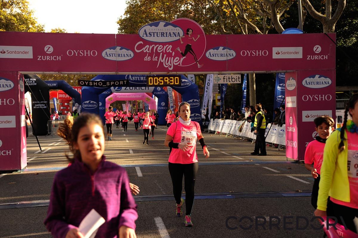Llegada de la Carrera de la Mujer de Barcelona (ARCO DERECHO 22)