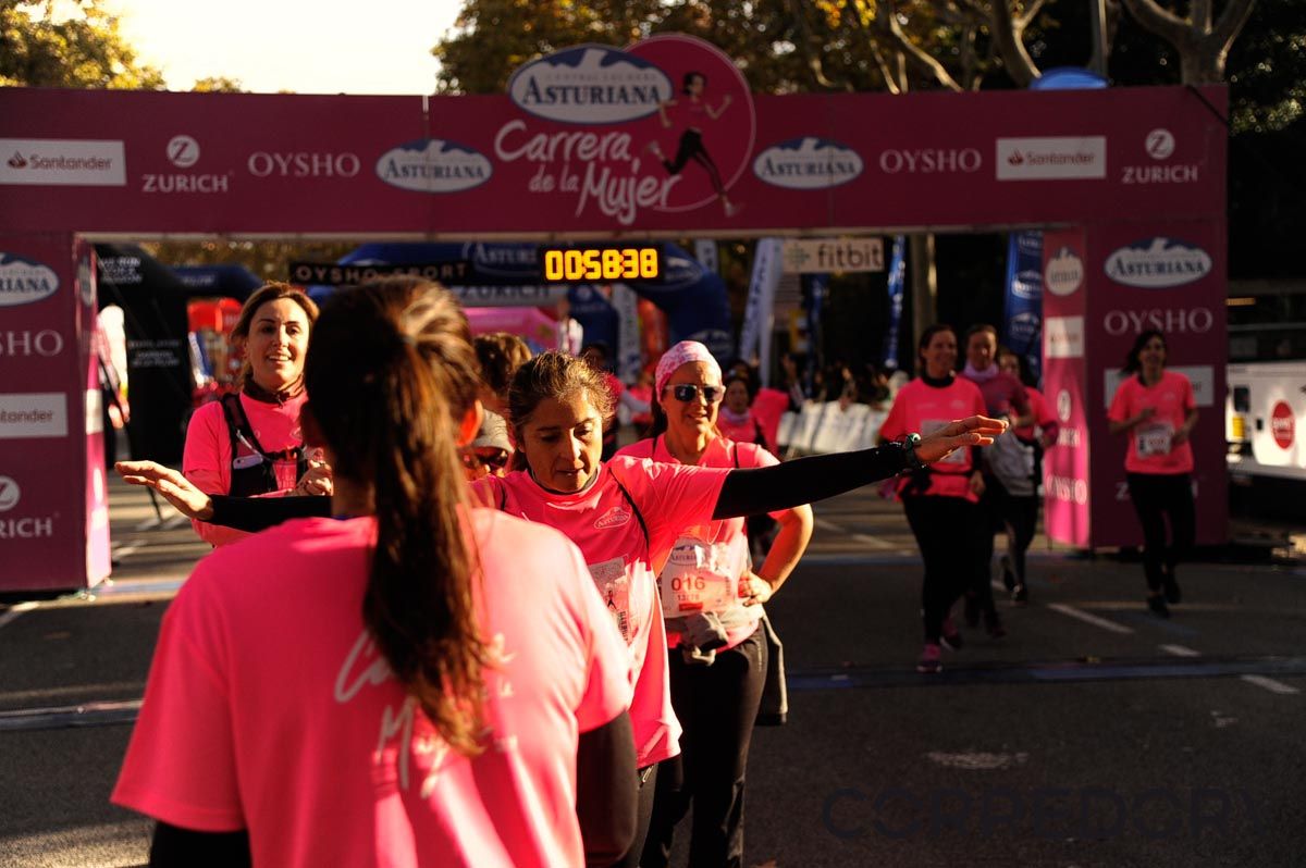 Llegada de la Carrera de la Mujer de Barcelona (ARCO DERECHO 21)
