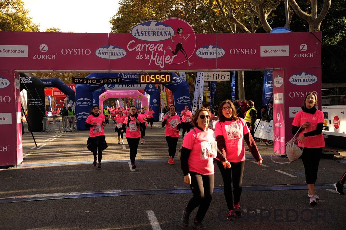 Llegada de la Carrera de la Mujer de Barcelona (ARCO DERECHO 22)