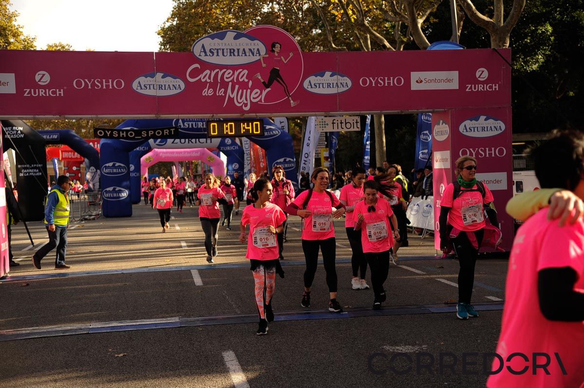 Llegada de la Carrera de la Mujer de Barcelona (ARCO DERECHO 24)