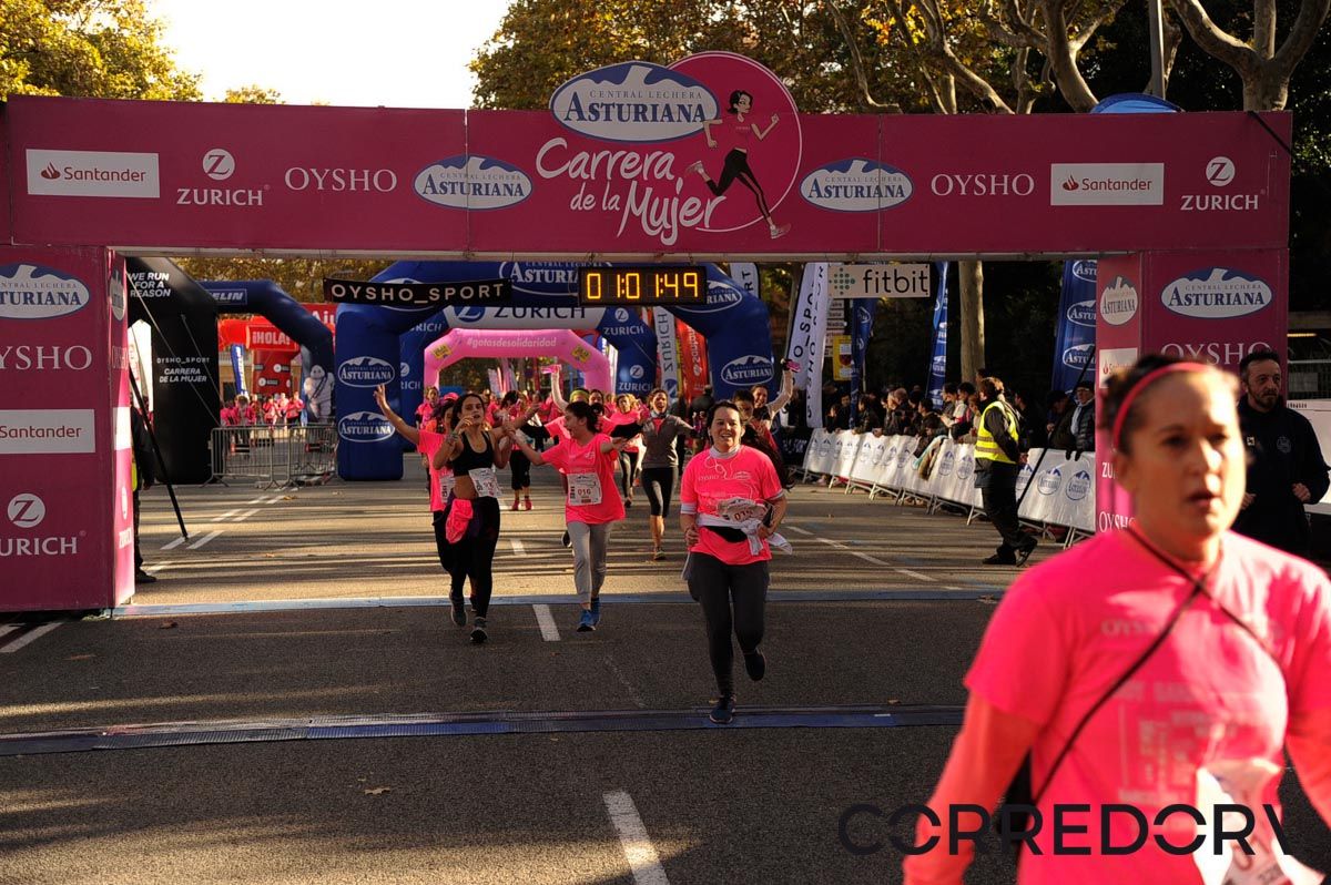 Llegada de la Carrera de la Mujer de Barcelona (ARCO DERECHO 24)