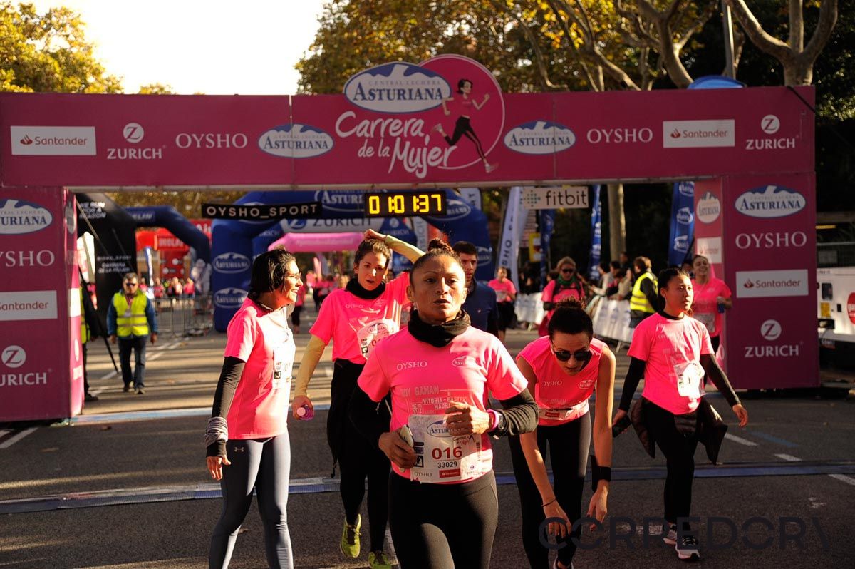 Llegada de la Carrera de la Mujer de Barcelona (ARCO DERECHO 24)