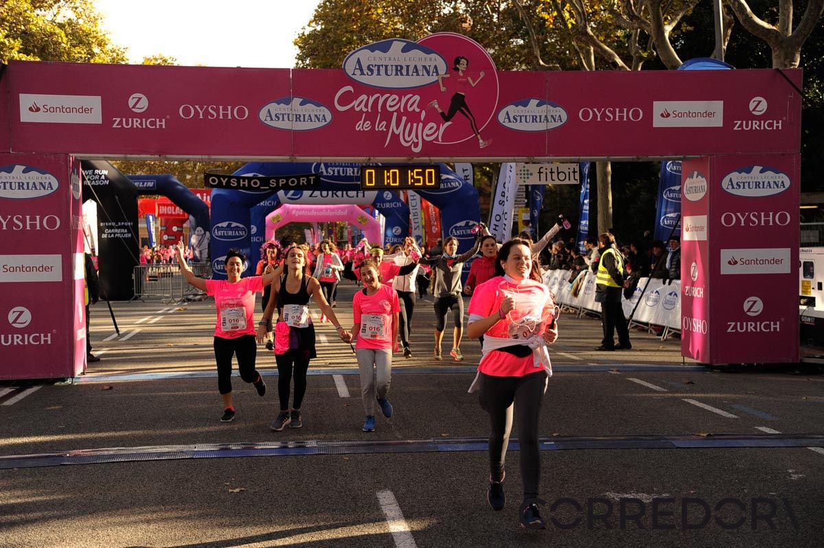Llegada de la Carrera de la Mujer de Barcelona (ARCO DERECHO 24)