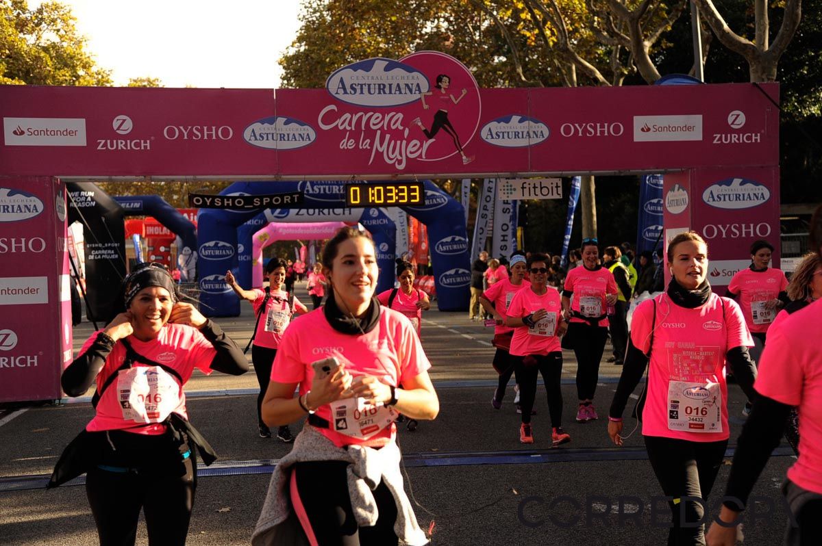 Llegada de la Carrera de la Mujer de Barcelona (ARCO DERECHO 27)