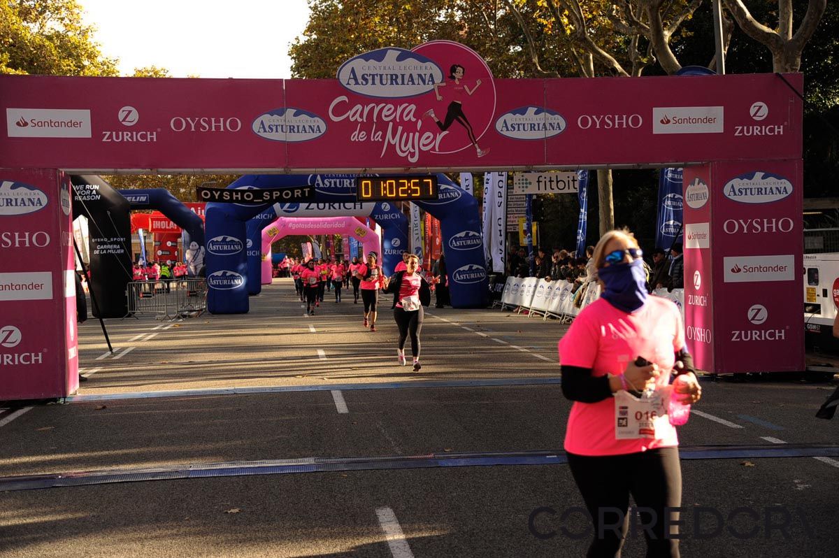 Llegada de la Carrera de la Mujer de Barcelona (ARCO DERECHO 26)