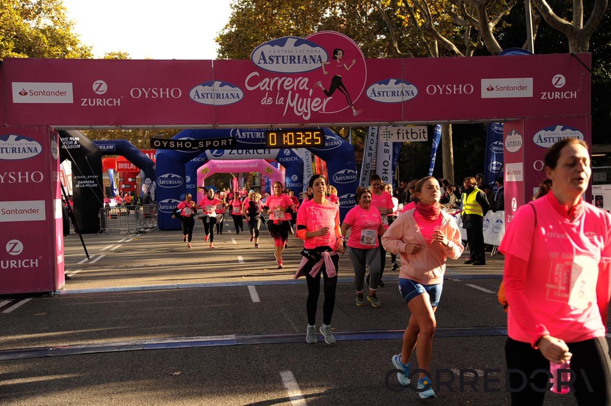 Llegada de la Carrera de la Mujer de Barcelona (ARCO DERECHO 26)