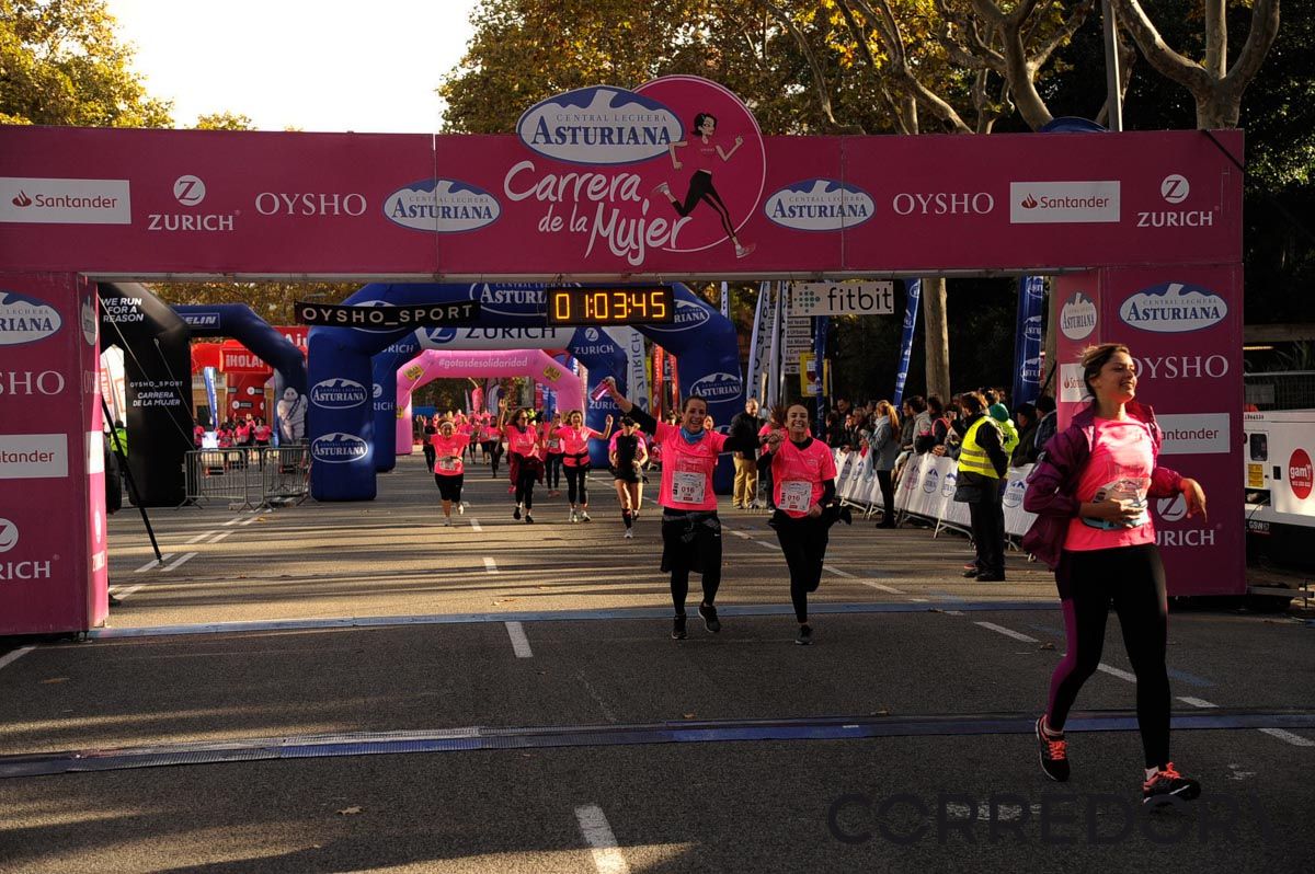 Llegada de la Carrera de la Mujer de Barcelona (ARCO DERECHO 27)