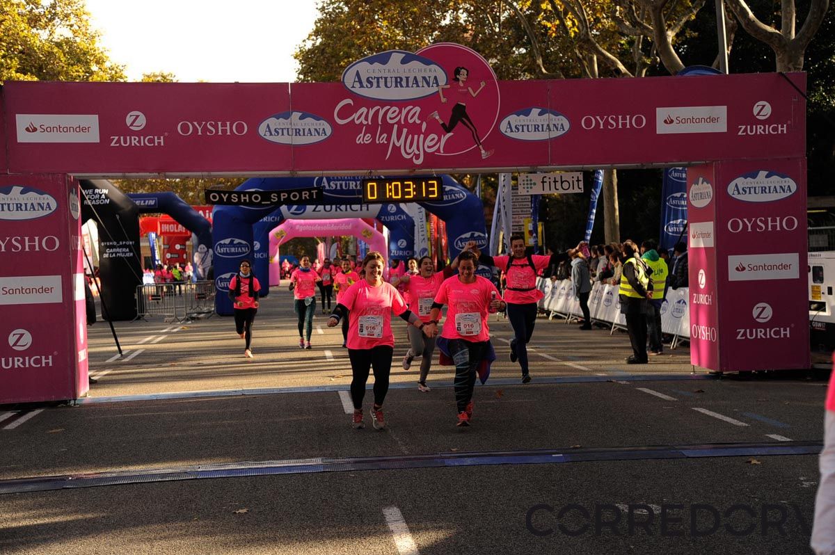 Llegada de la Carrera de la Mujer de Barcelona (ARCO DERECHO 26)