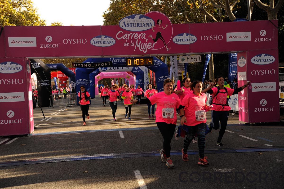 Llegada de la Carrera de la Mujer de Barcelona (ARCO DERECHO 26)