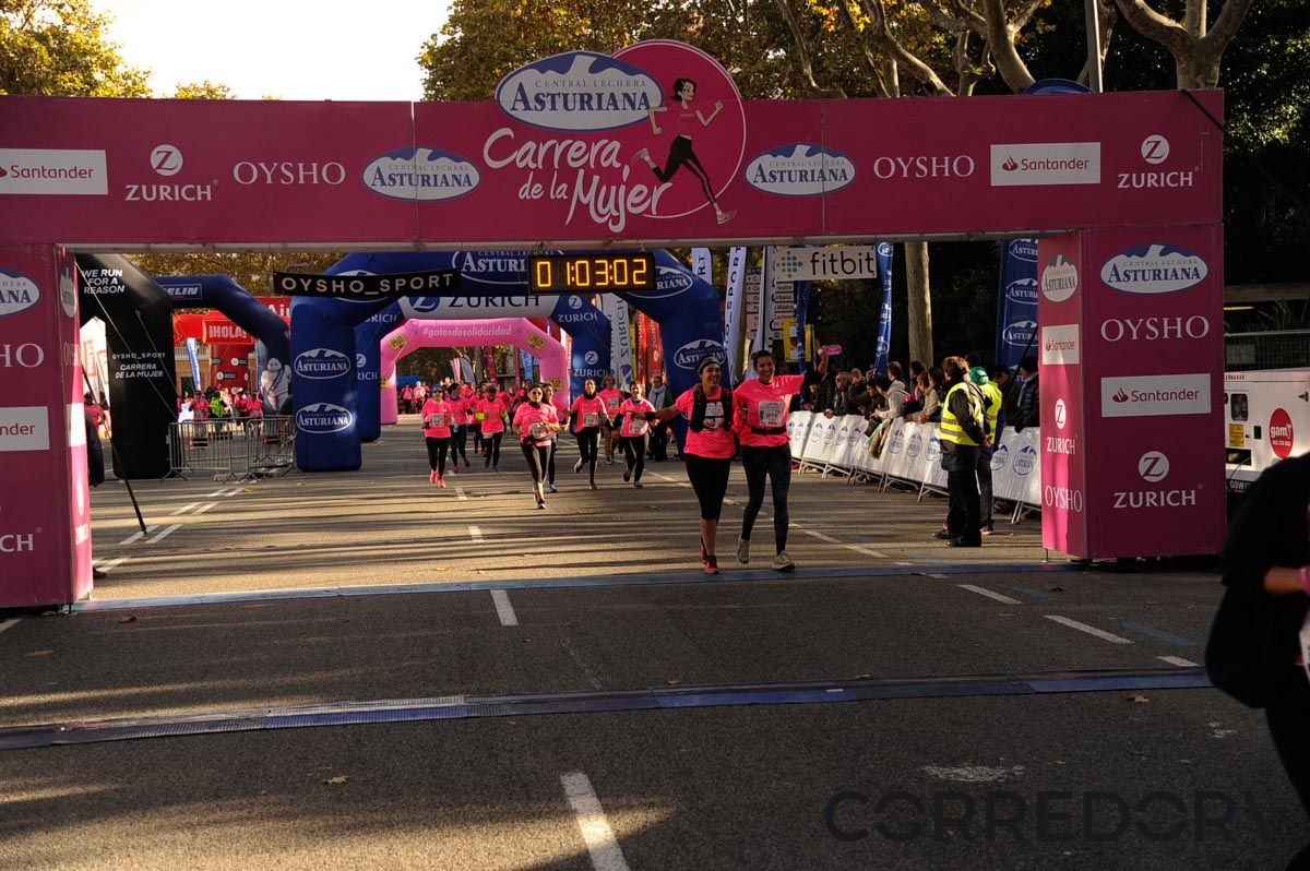 Llegada de la Carrera de la Mujer de Barcelona (ARCO DERECHO 26)