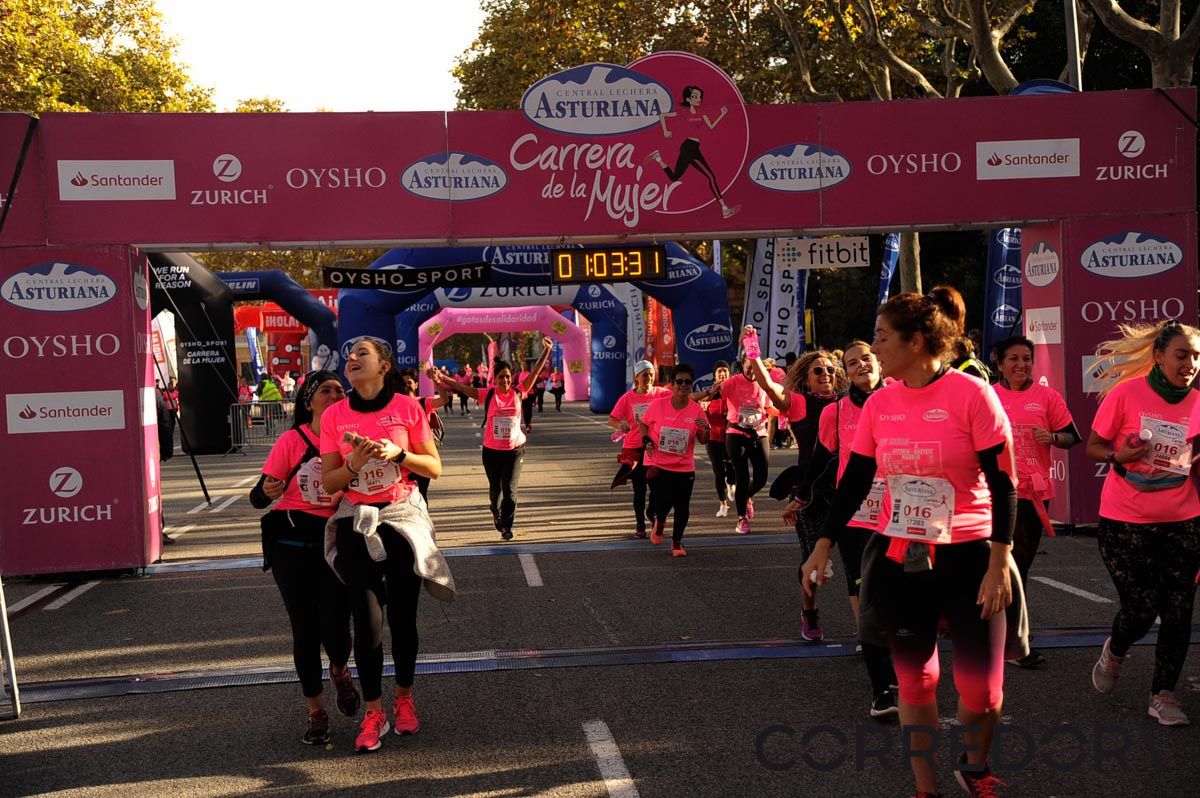 Llegada de la Carrera de la Mujer de Barcelona (ARCO DERECHO 26)