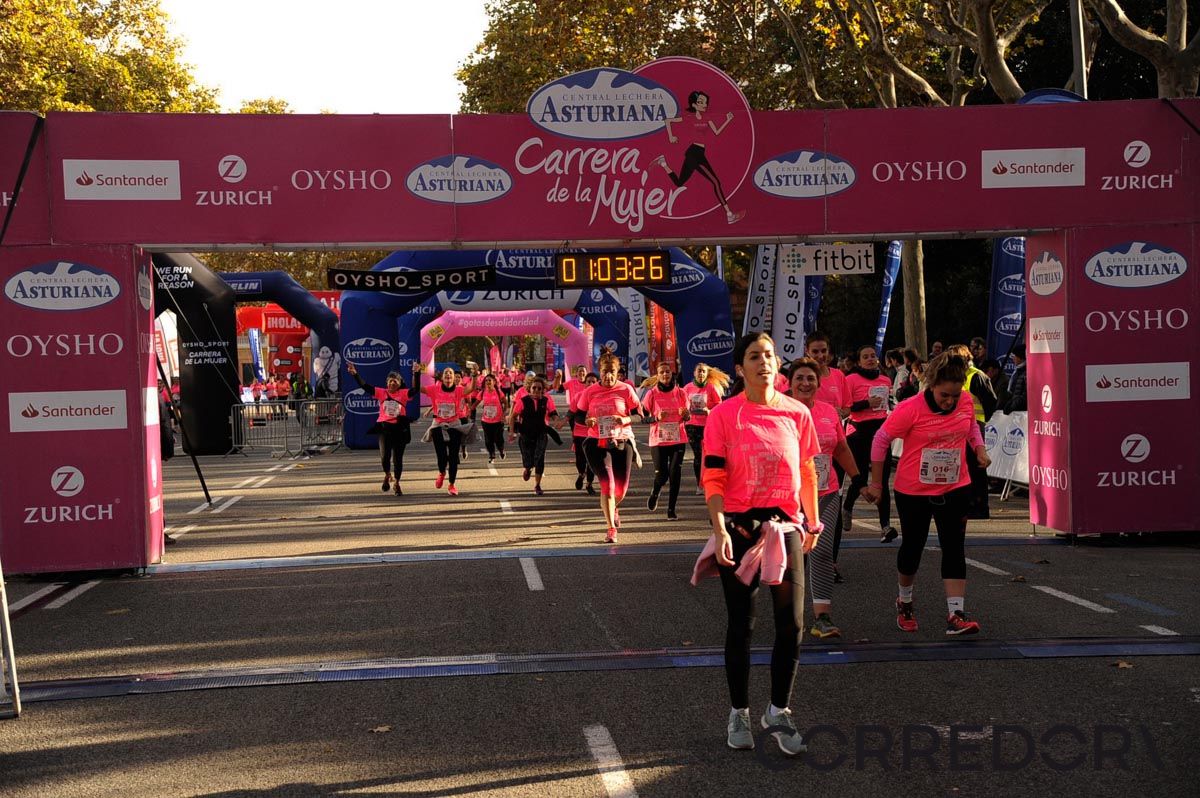 Llegada de la Carrera de la Mujer de Barcelona (ARCO DERECHO 26)