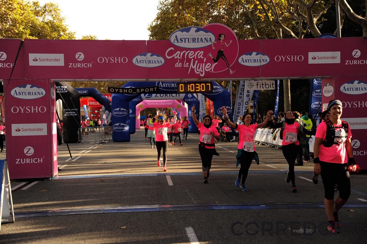 Llegada de la Carrera de la Mujer de Barcelona (ARCO DERECHO 26)
