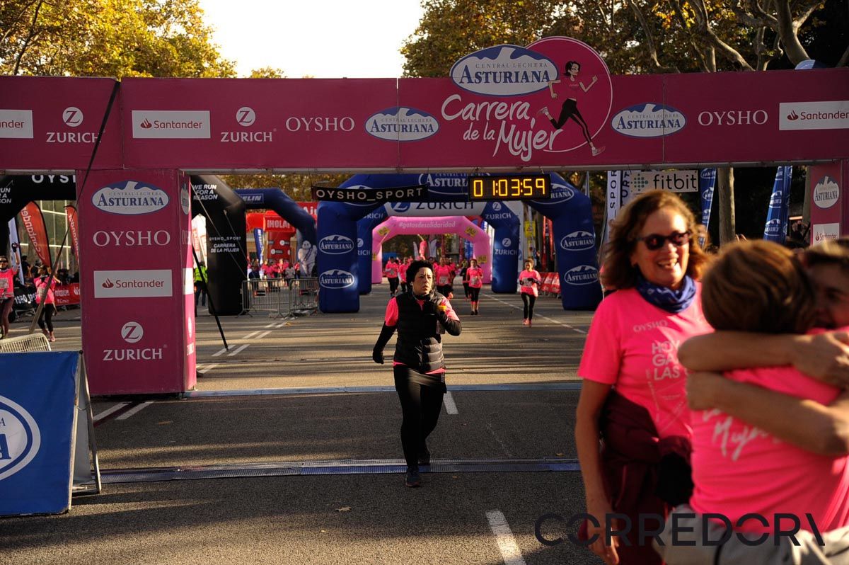 Llegada de la Carrera de la Mujer de Barcelona (ARCO DERECHO 27)