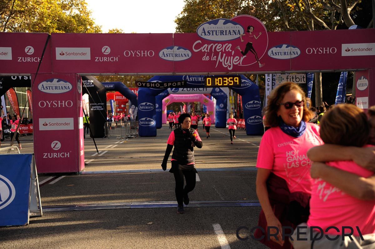 Llegada de la Carrera de la Mujer de Barcelona (ARCO DERECHO 27)