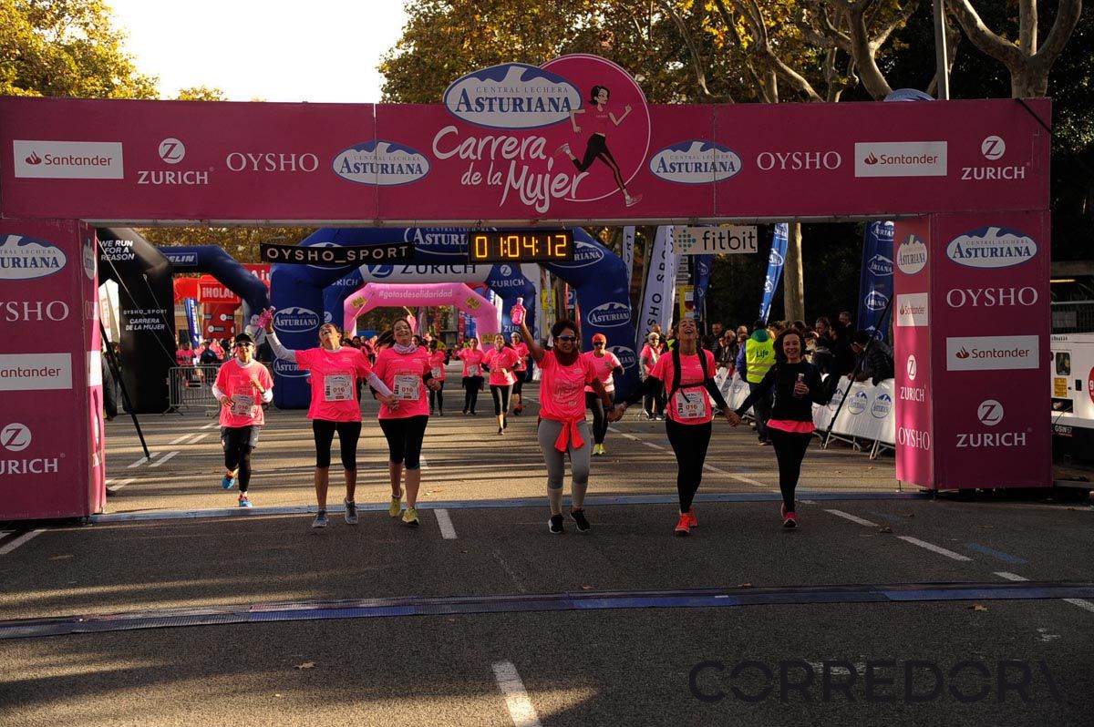 Llegada de la Carrera de la Mujer de Barcelona (ARCO DERECHO 27)