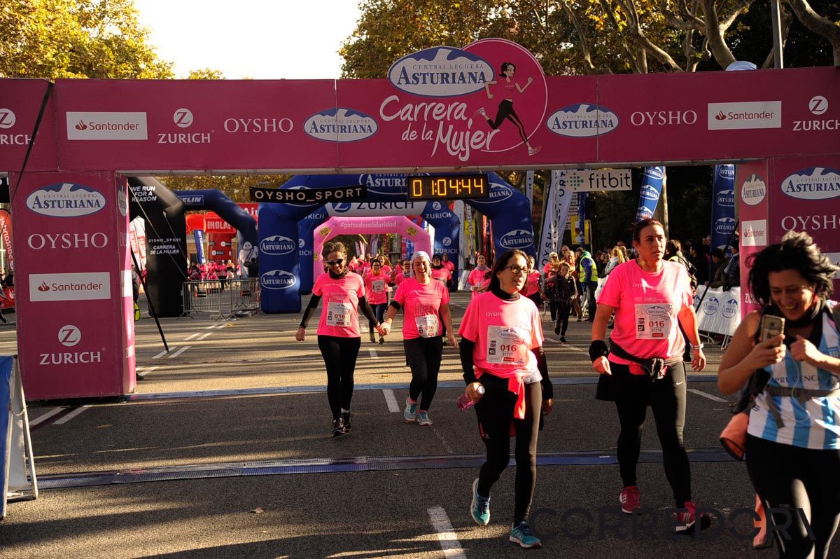 Llegada de la Carrera de la Mujer de Barcelona (ARCO DERECHO 28)