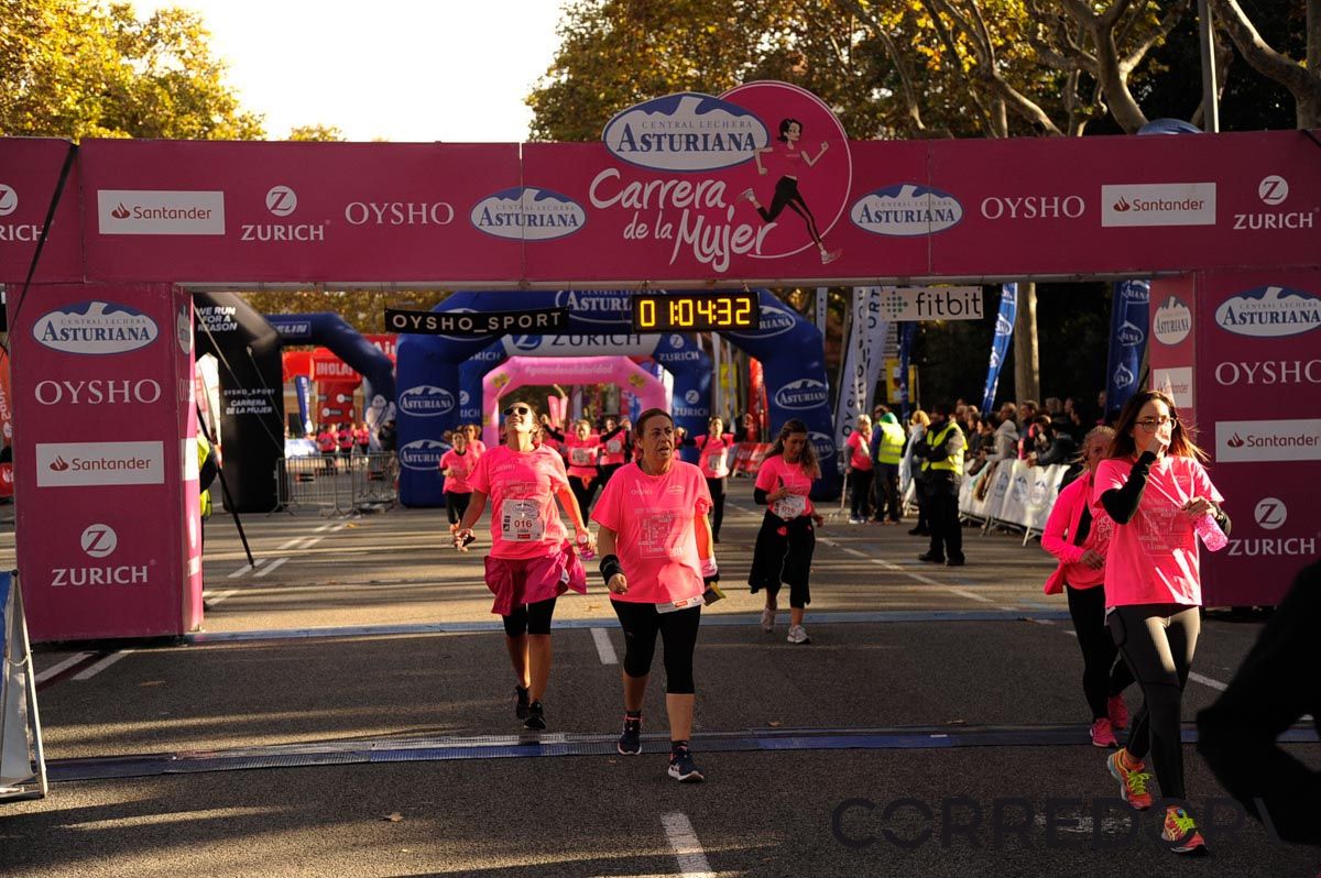 Llegada de la Carrera de la Mujer de Barcelona (ARCO DERECHO 28)
