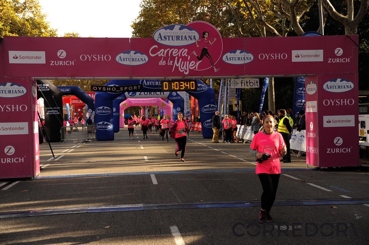 Llegada de la Carrera de la Mujer de Barcelona (ARCO DERECHO 27)