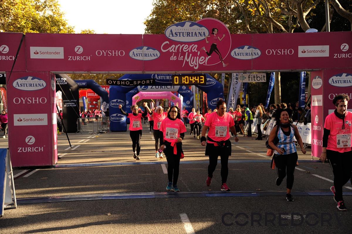 Llegada de la Carrera de la Mujer de Barcelona (ARCO DERECHO 28)