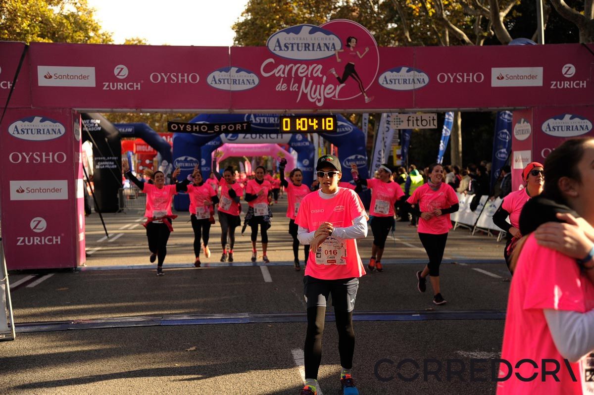 Llegada de la Carrera de la Mujer de Barcelona (ARCO DERECHO 27)