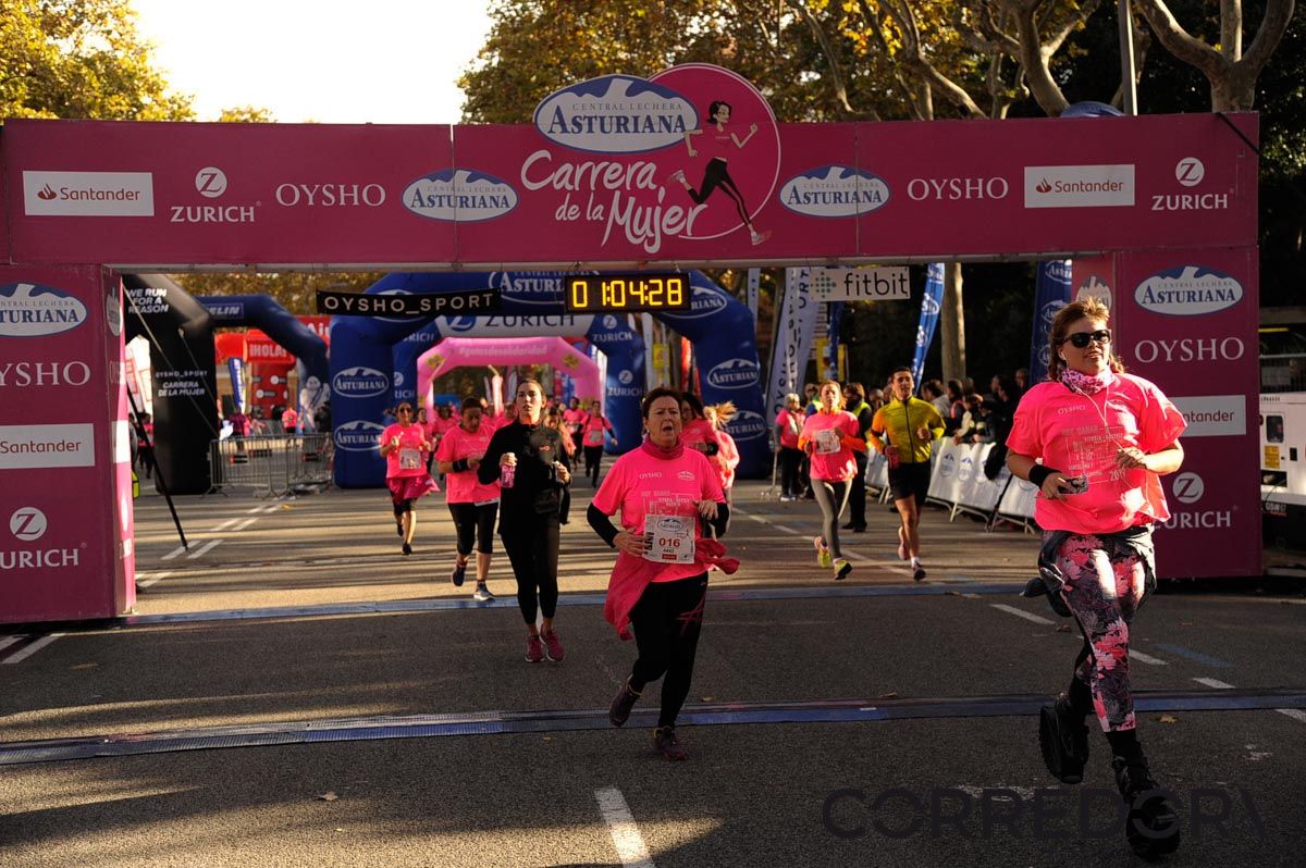 Llegada de la Carrera de la Mujer de Barcelona (ARCO DERECHO 28)