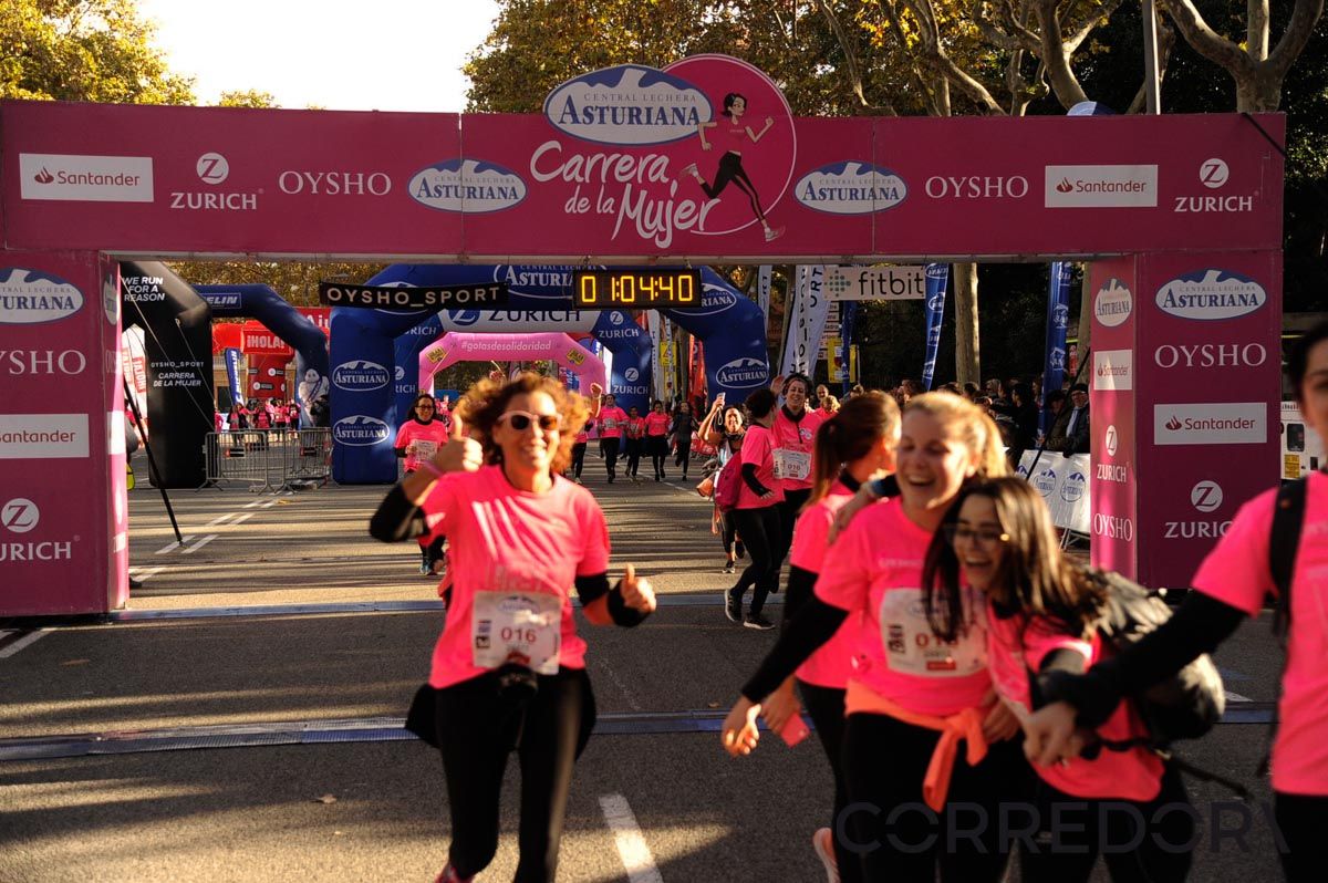 Llegada de la Carrera de la Mujer de Barcelona (ARCO DERECHO 28)