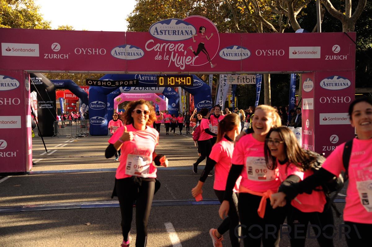 Llegada de la Carrera de la Mujer de Barcelona (ARCO DERECHO 28)