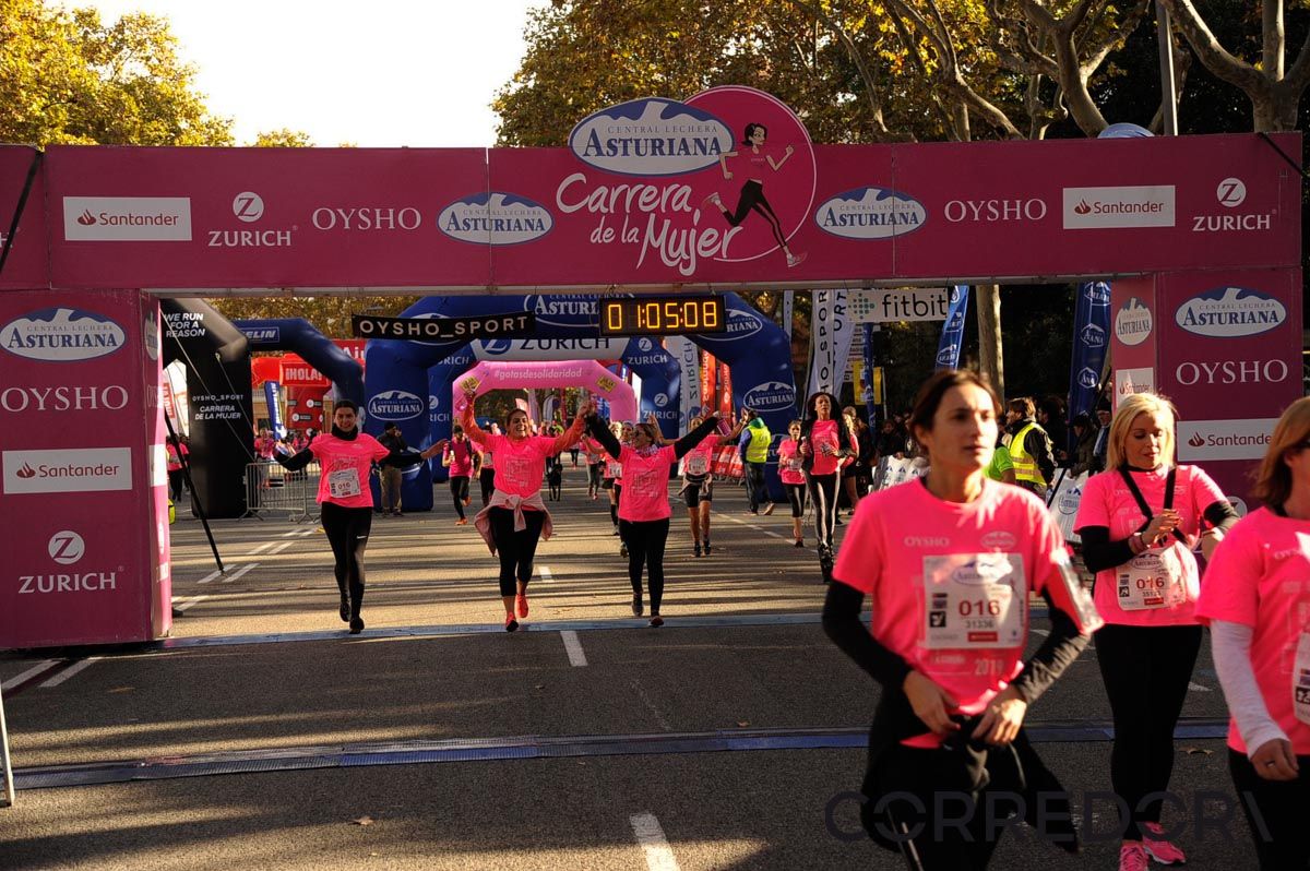 Llegada de la Carrera de la Mujer de Barcelona (ARCO DERECHO 29)