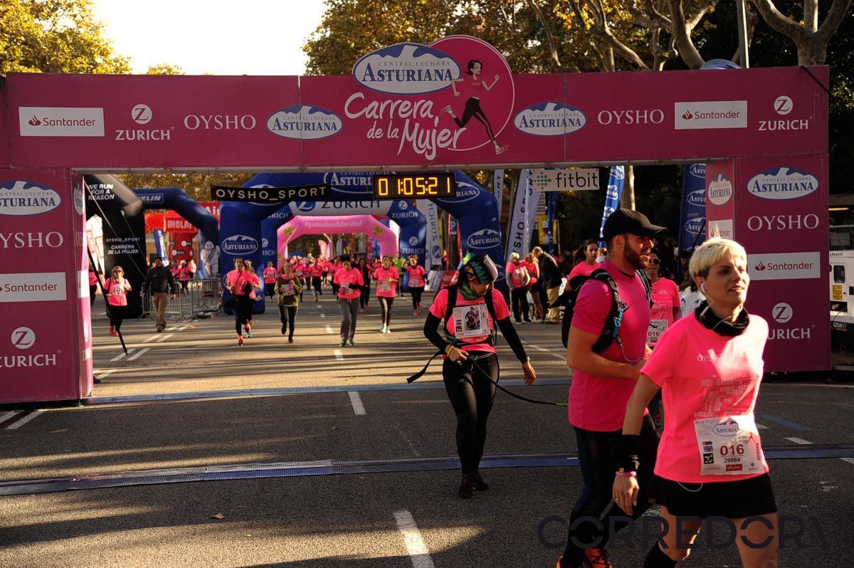 Llegada de la Carrera de la Mujer de Barcelona (ARCO DERECHO 29)