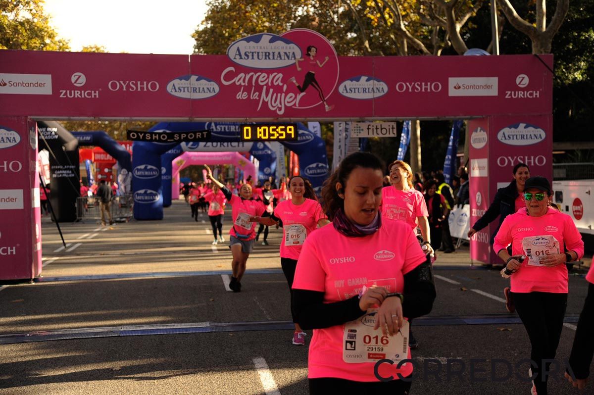 Llegada de la Carrera de la Mujer de Barcelona (ARCO DERECHO 30)