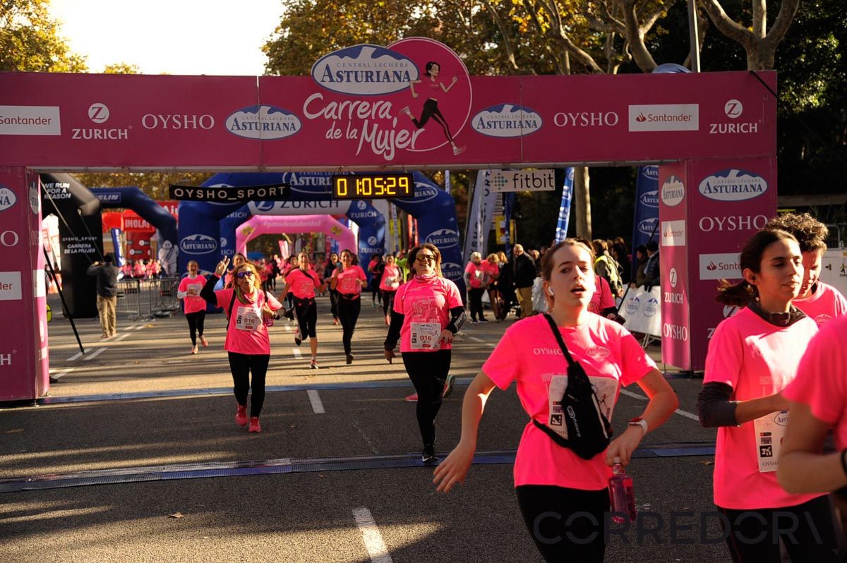 Llegada de la Carrera de la Mujer de Barcelona (ARCO DERECHO 29)