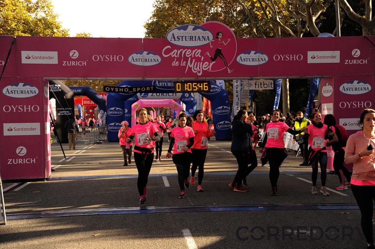 Llegada de la Carrera de la Mujer de Barcelona (ARCO DERECHO 30)