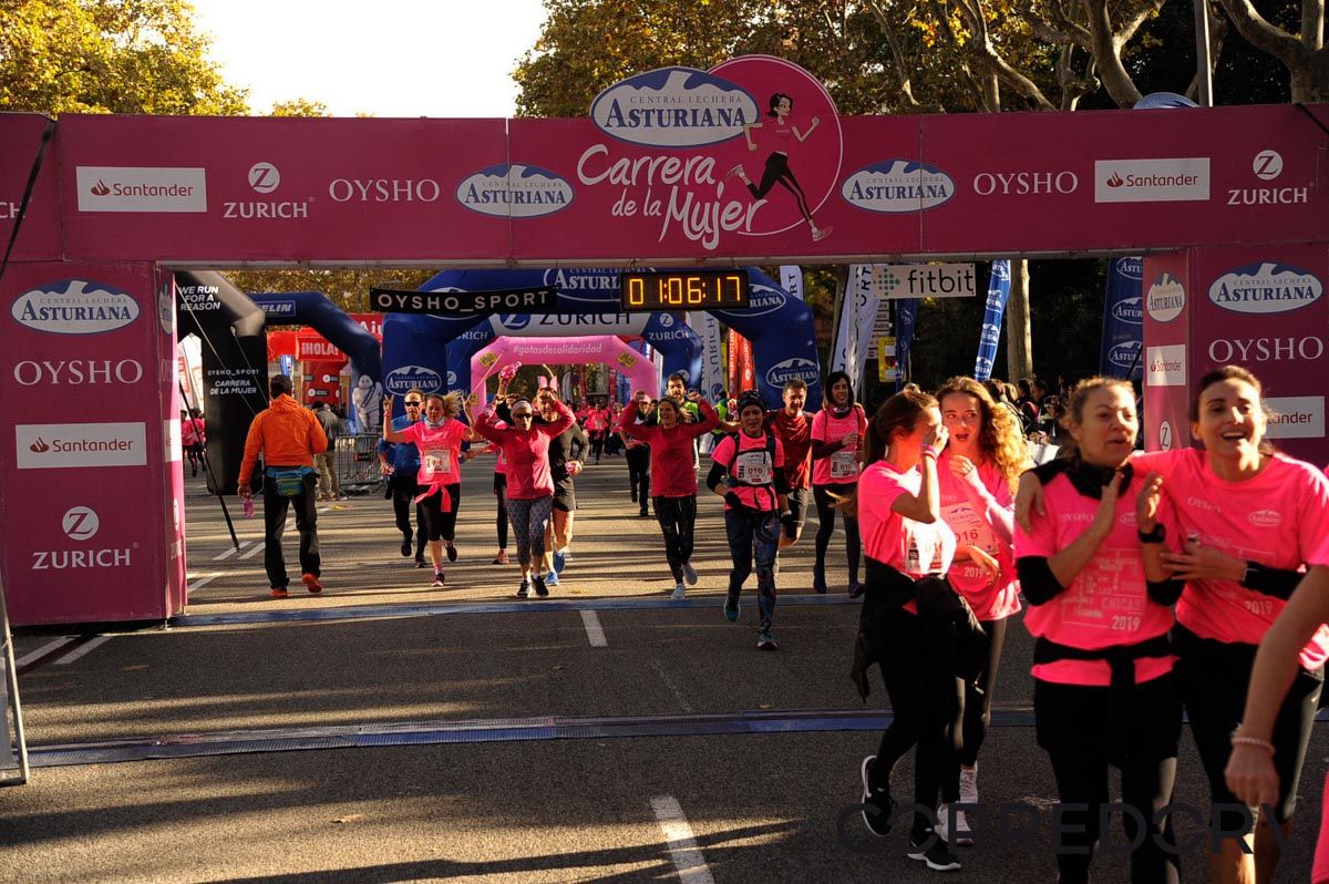 Llegada de la Carrera de la Mujer de Barcelona (ARCO DERECHO 31)