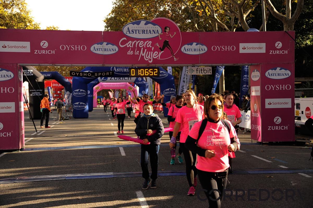 Llegada de la Carrera de la Mujer de Barcelona (ARCO DERECHO 31)