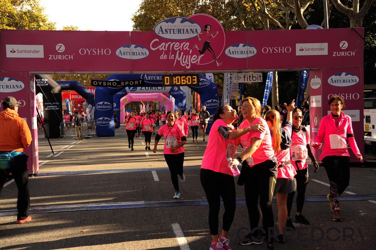 Llegada de la Carrera de la Mujer de Barcelona (ARCO DERECHO 30)