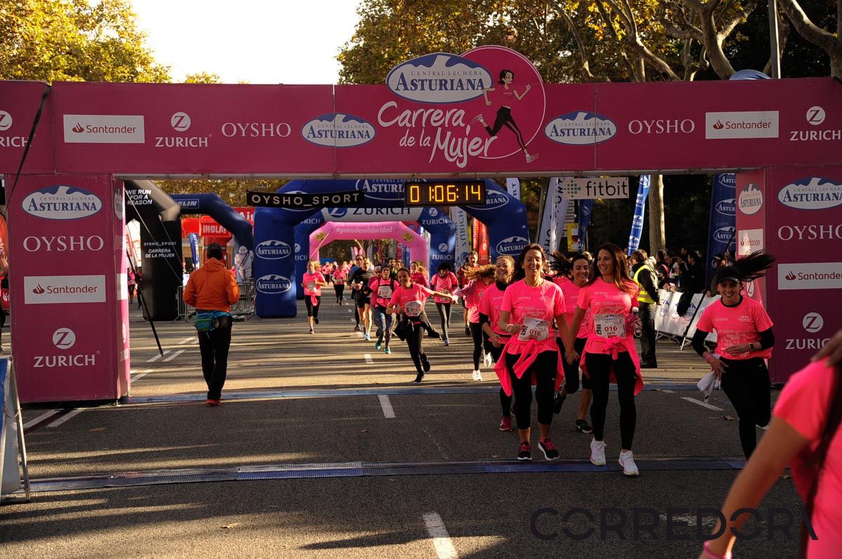 Llegada de la Carrera de la Mujer de Barcelona (ARCO DERECHO 30)