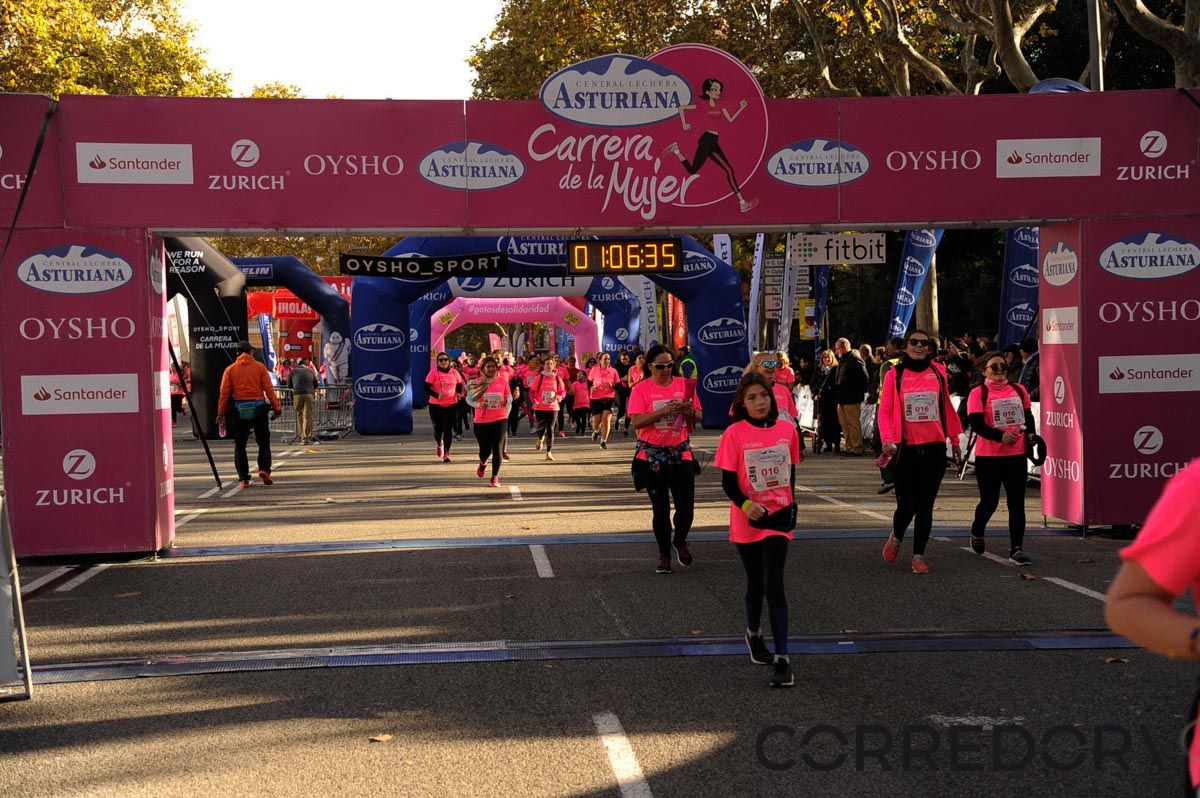 Llegada de la Carrera de la Mujer de Barcelona (ARCO DERECHO 31)