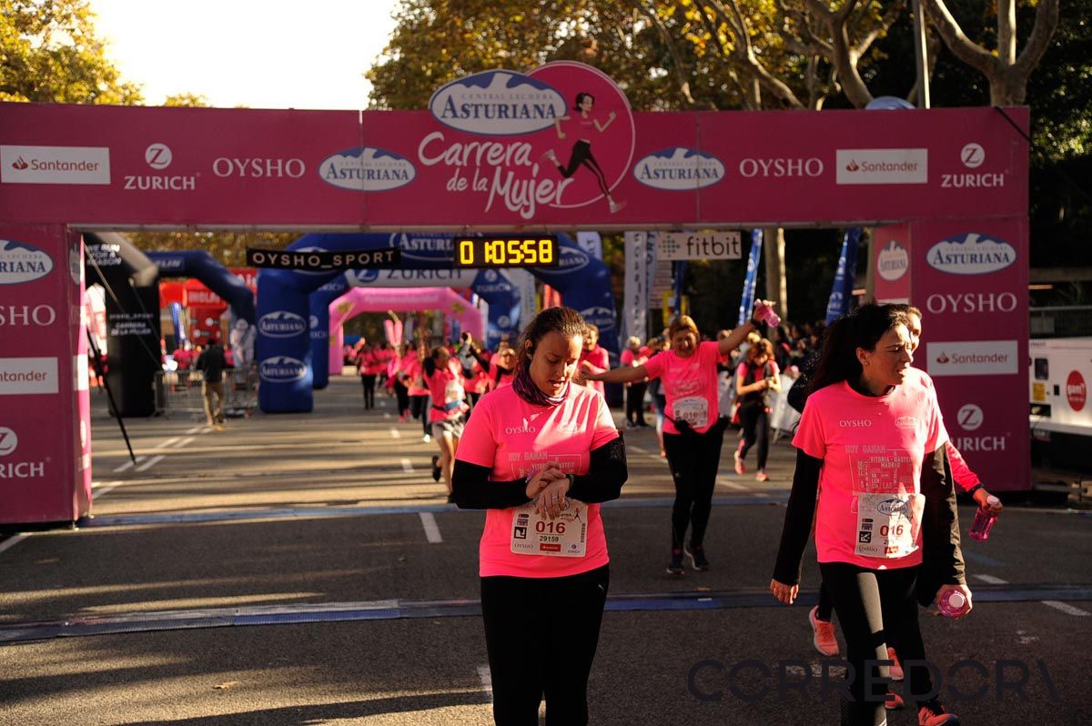 Llegada de la Carrera de la Mujer de Barcelona (ARCO DERECHO 30)