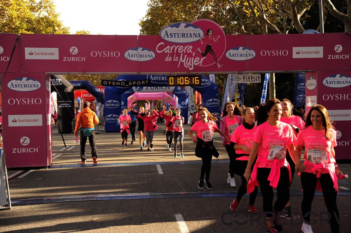 Llegada de la Carrera de la Mujer de Barcelona (ARCO DERECHO 31)