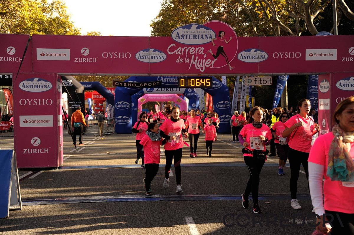 Llegada de la Carrera de la Mujer de Barcelona (ARCO DERECHO 31)