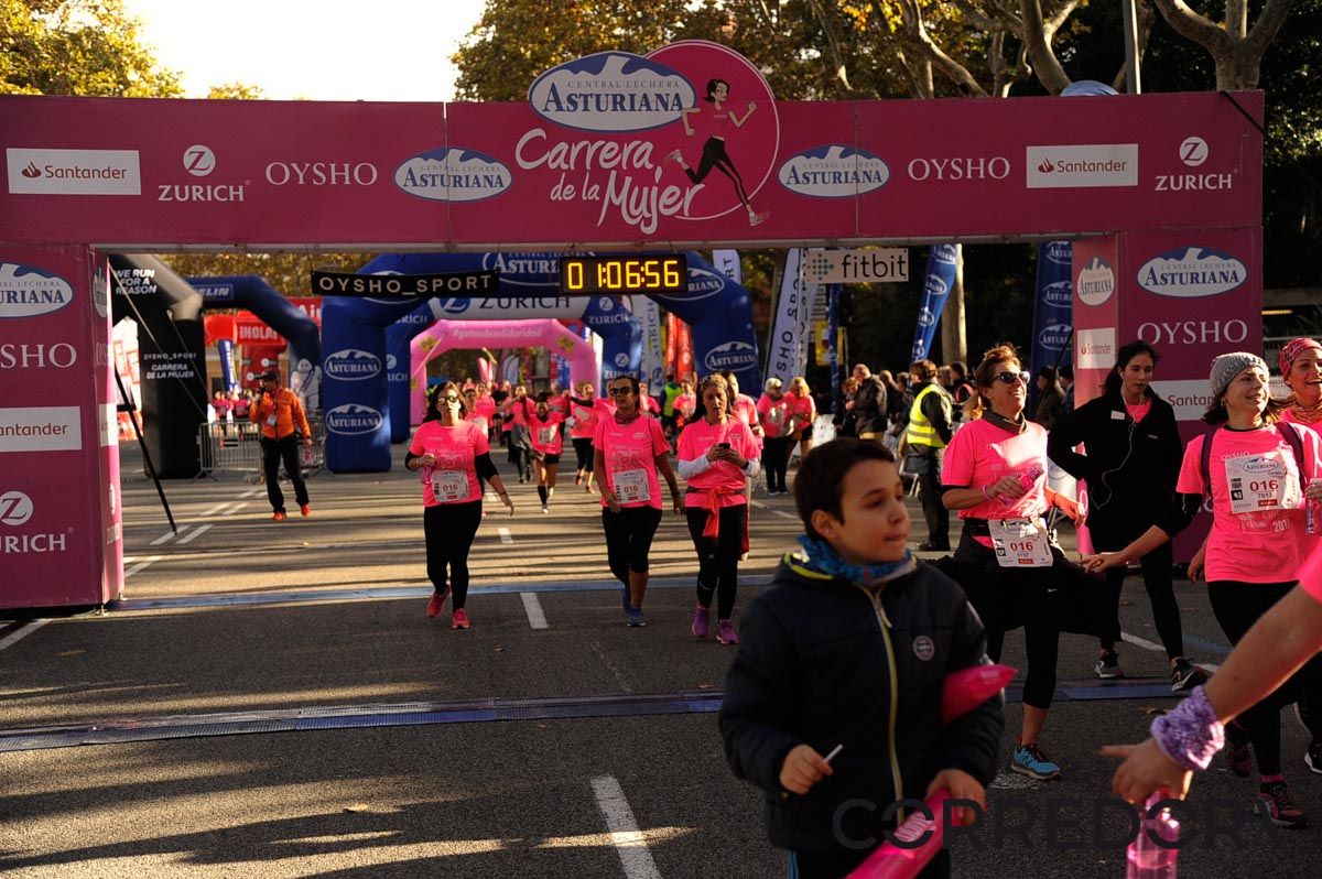 Llegada de la Carrera de la Mujer de Barcelona (ARCO DERECHO 31)