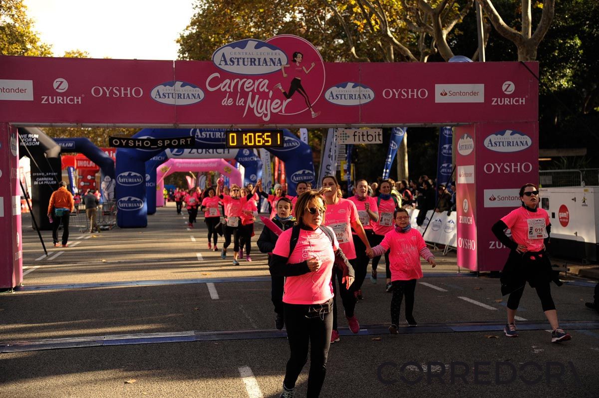 Llegada de la Carrera de la Mujer de Barcelona (ARCO DERECHO 31)