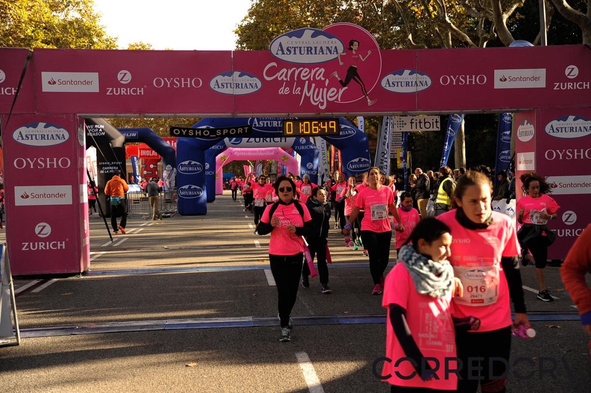 Llegada de la Carrera de la Mujer de Barcelona (ARCO DERECHO 31)