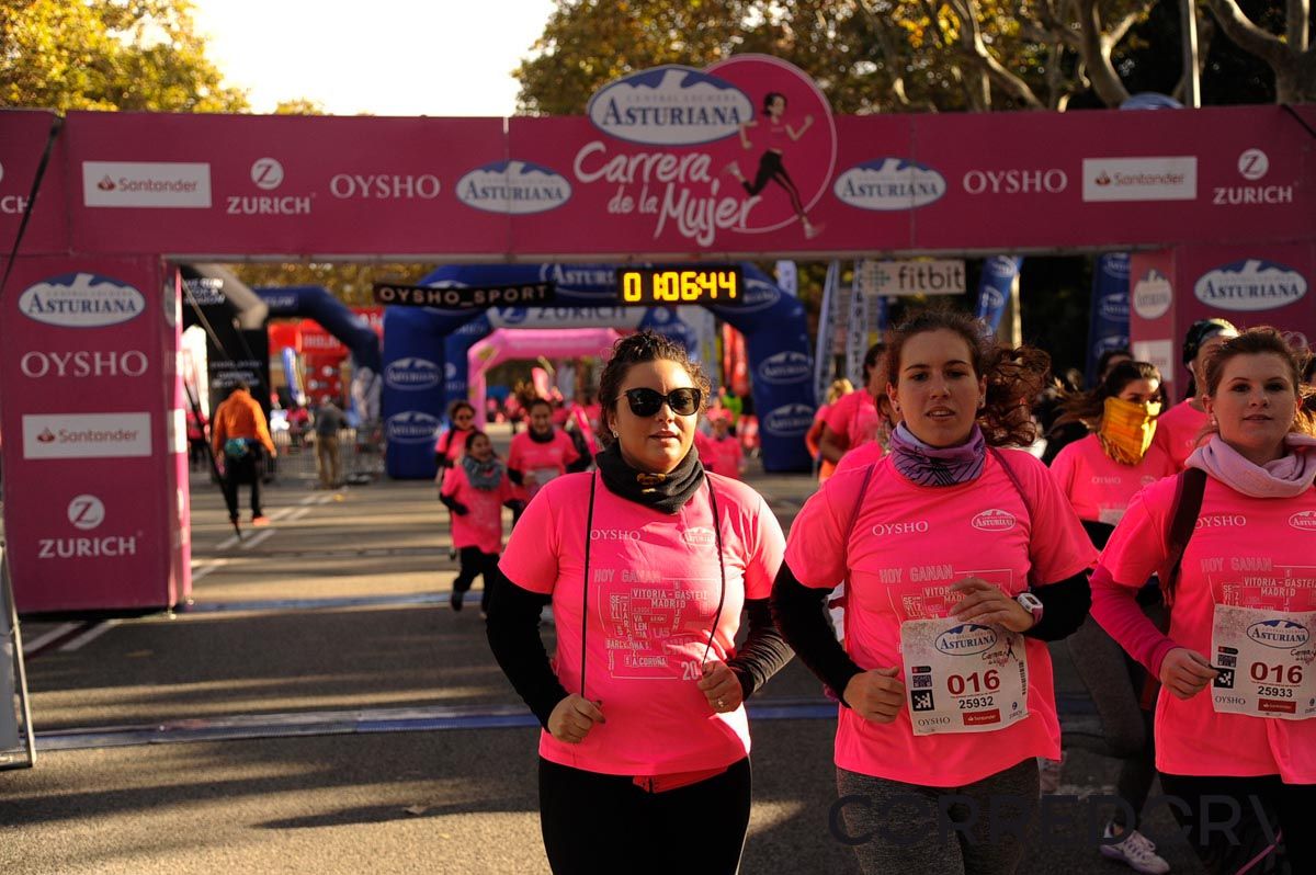 Llegada de la Carrera de la Mujer de Barcelona (ARCO DERECHO 31)