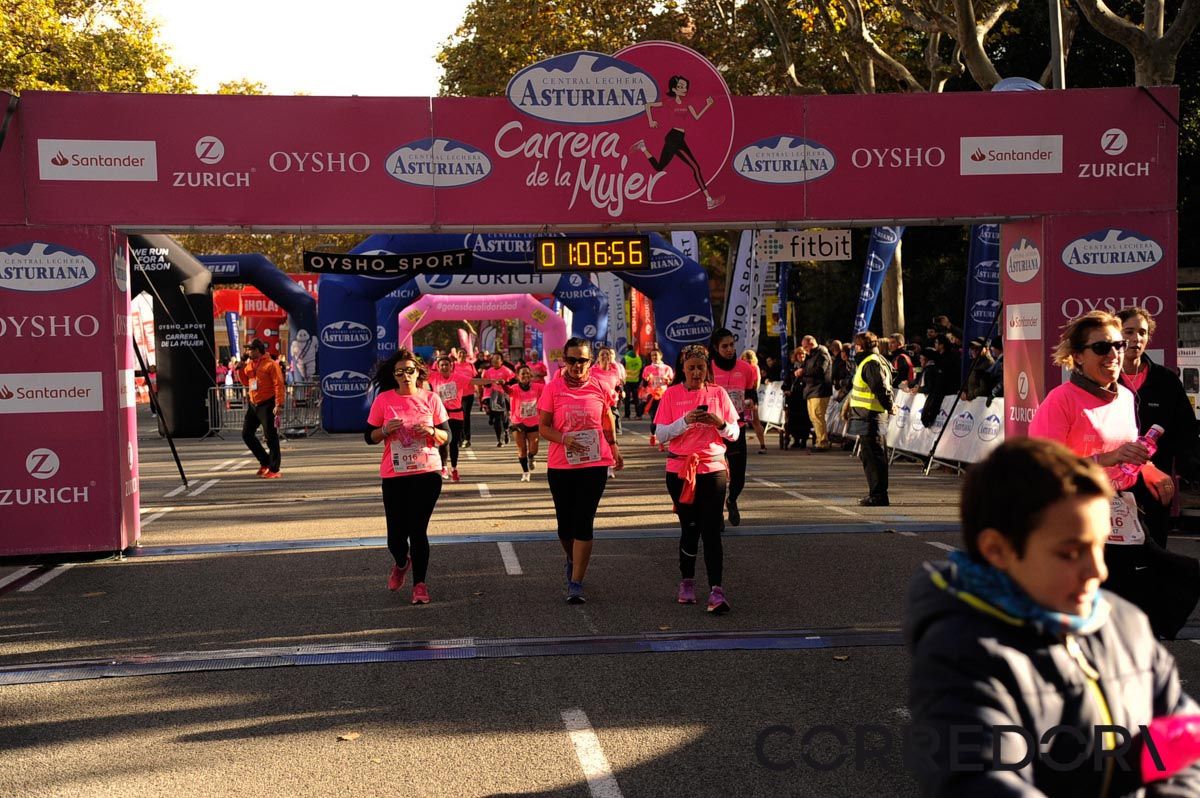 Llegada de la Carrera de la Mujer de Barcelona (ARCO DERECHO 31)