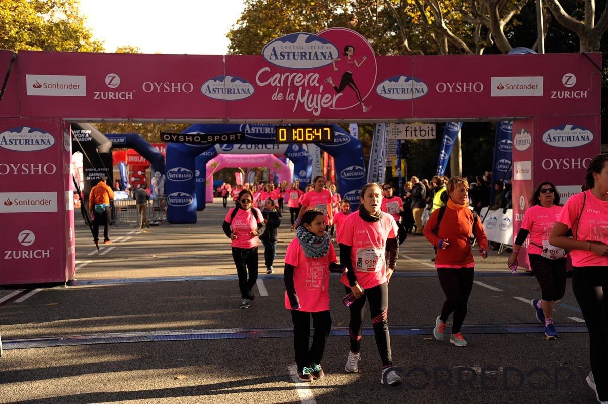 Llegada de la Carrera de la Mujer de Barcelona (ARCO DERECHO 31)
