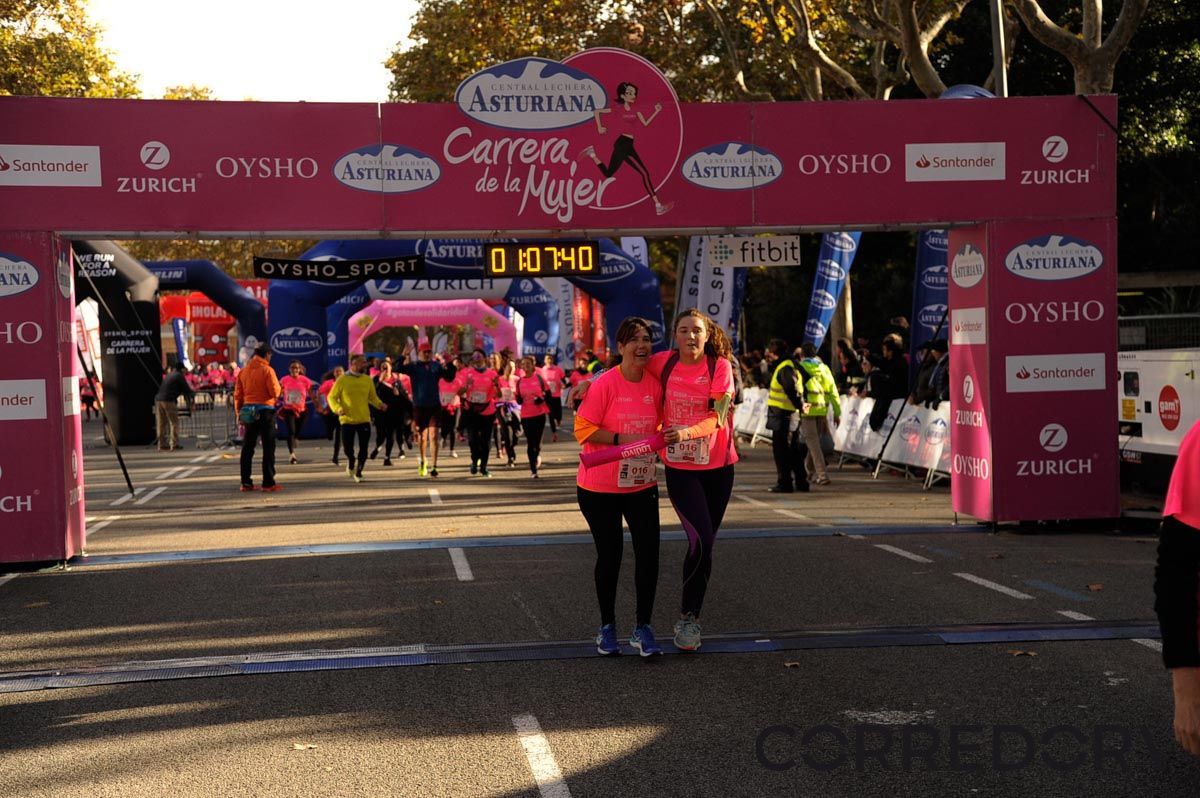 Llegada de la Carrera de la Mujer de Barcelona (ARCO DERECHO 32)