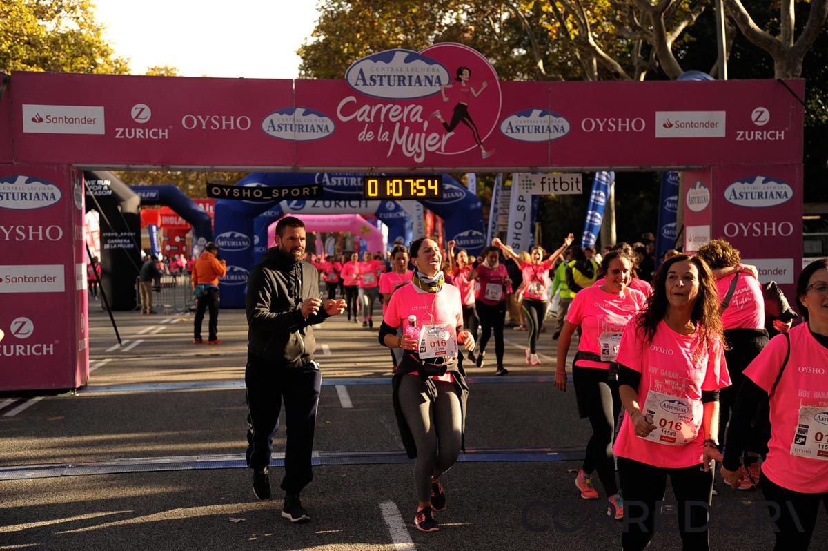 Llegada de la Carrera de la Mujer de Barcelona (ARCO DERECHO 33)